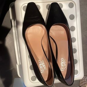 Franco Sarto size 8 1/2 black shoes